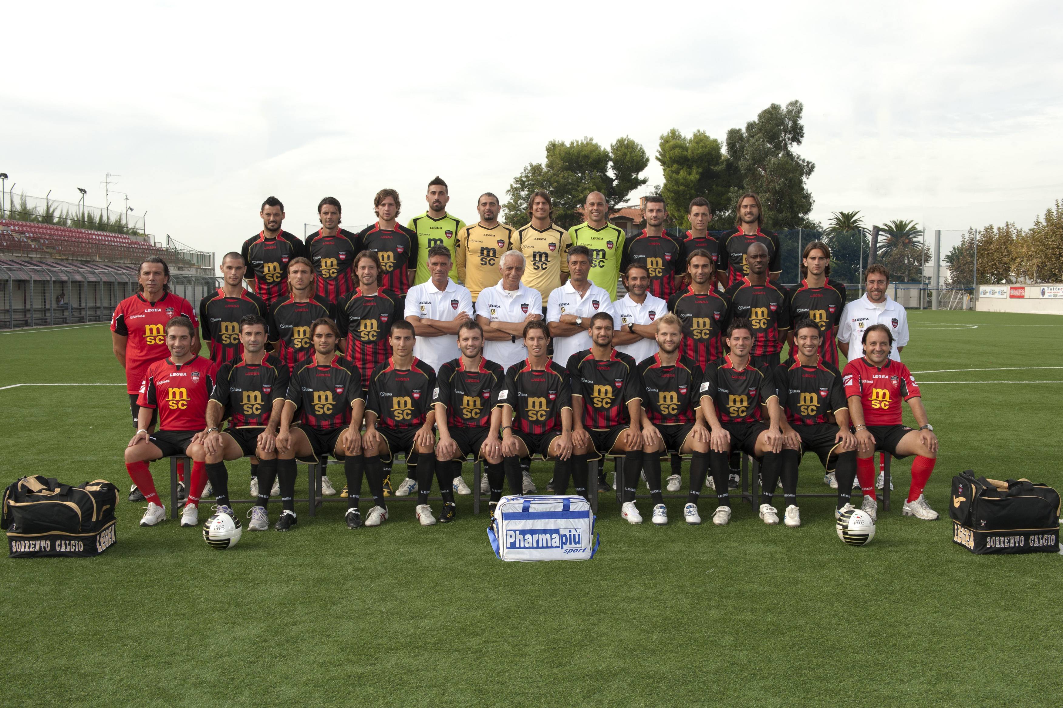 squadra al completo