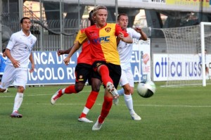 VIDEO Benevento - Taranto 2-1: Bremec, fischi e bottigliette