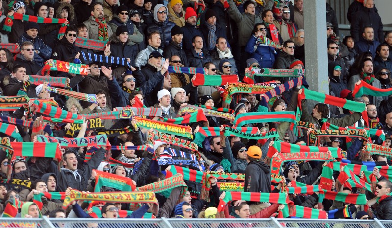 Video Ternana sotto la curva dei tifosi - Stadio Liberati 15 gennaio 2012