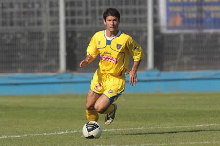 Frosinone-Carrarese 1-0 Carrus su rigore allontana i play out