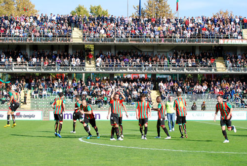 Diretta live Ternana-Taranto 25 febbraio 2012