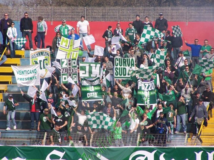 I calciatori dell’Avellino nelle scuole di Atripalda