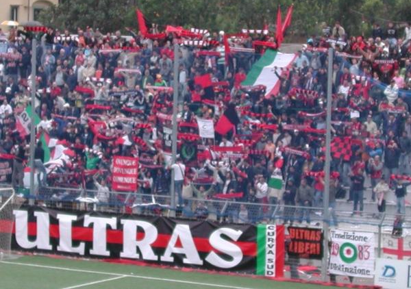 Sorrento-Ternana campani al completo e umbri senza Nolè e Carcuro