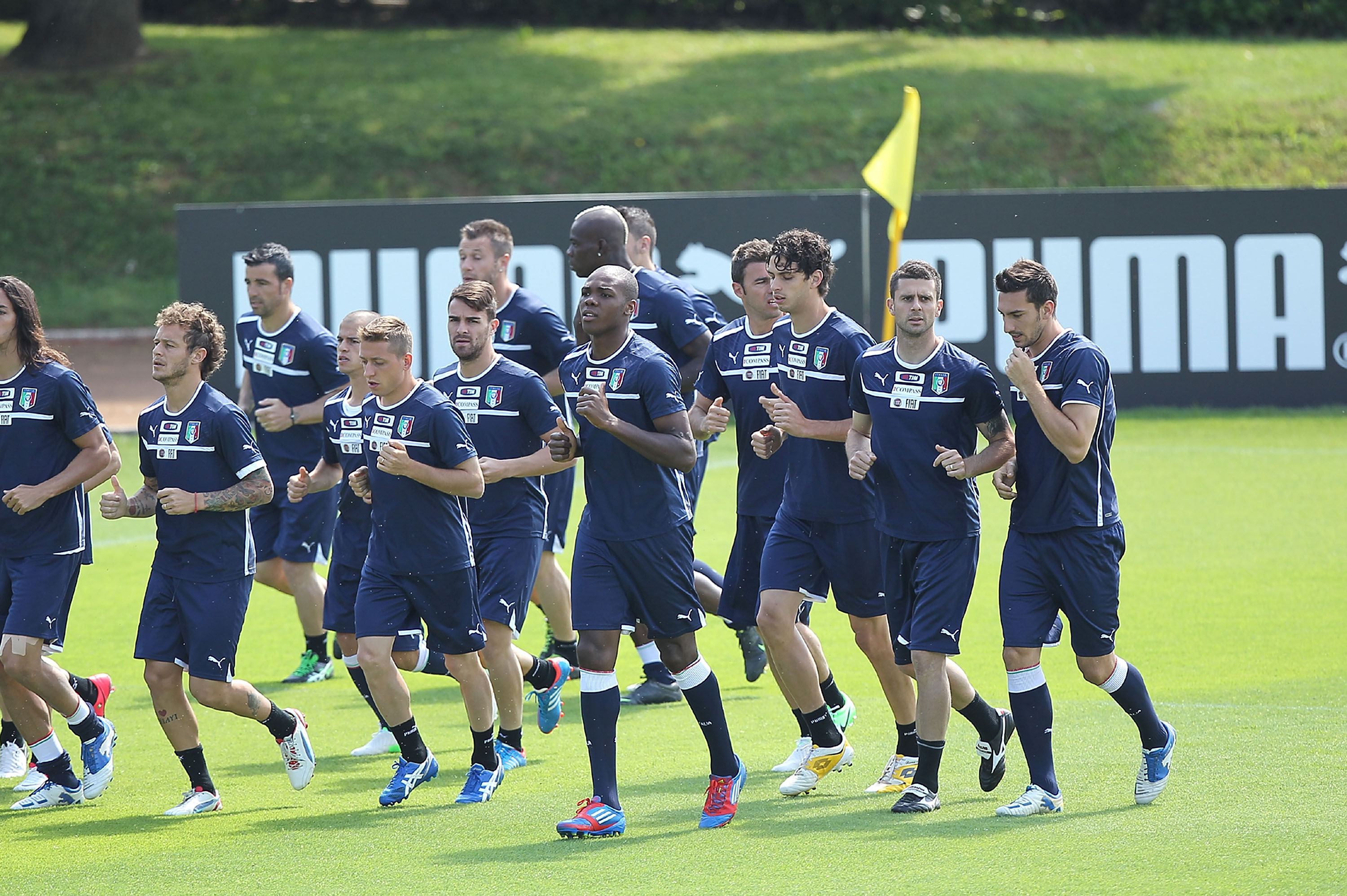 Euro 2012 Italia i 23 convocati da Prandelli, fuori Criscito mentre Bonucci c'è