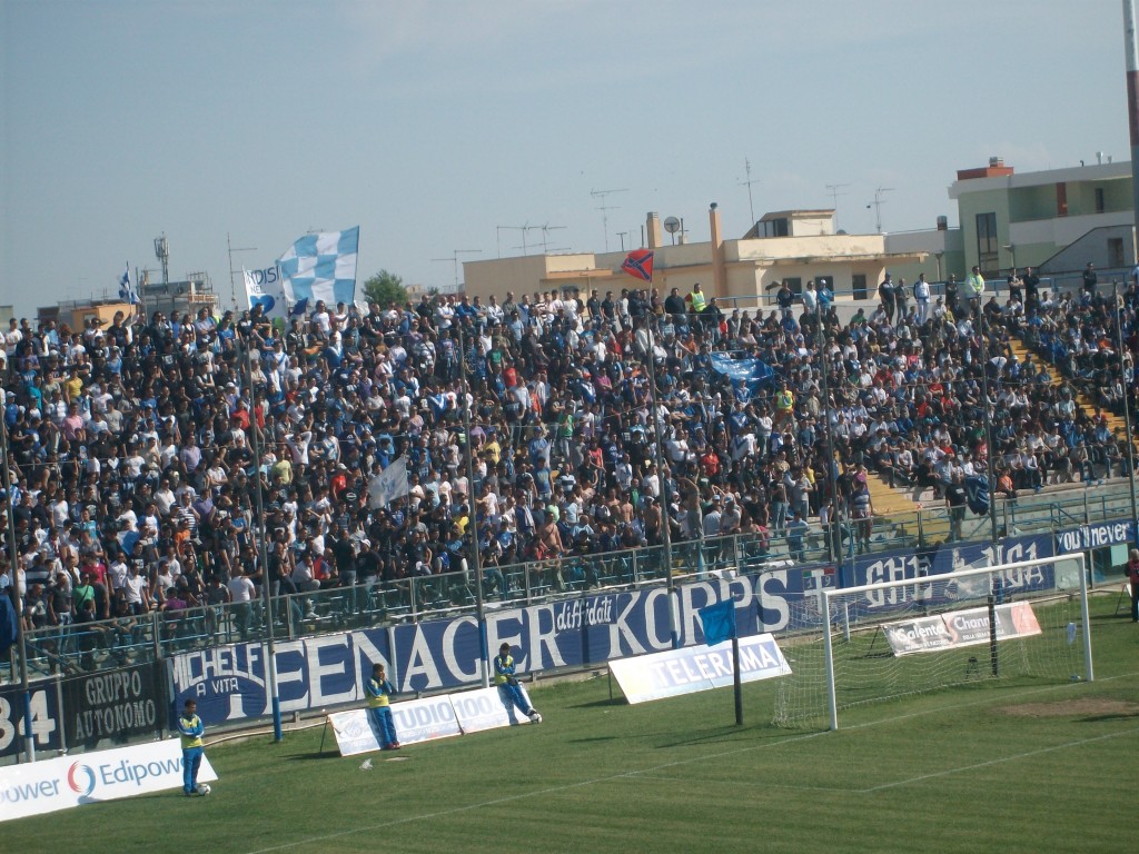 Ultras Brindisi denunciati dalla Digos