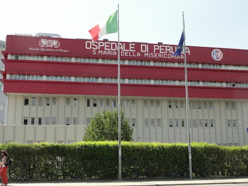 Il Perugia in visita ai bimbi dell'ospedale Santa Maria della Misericordia