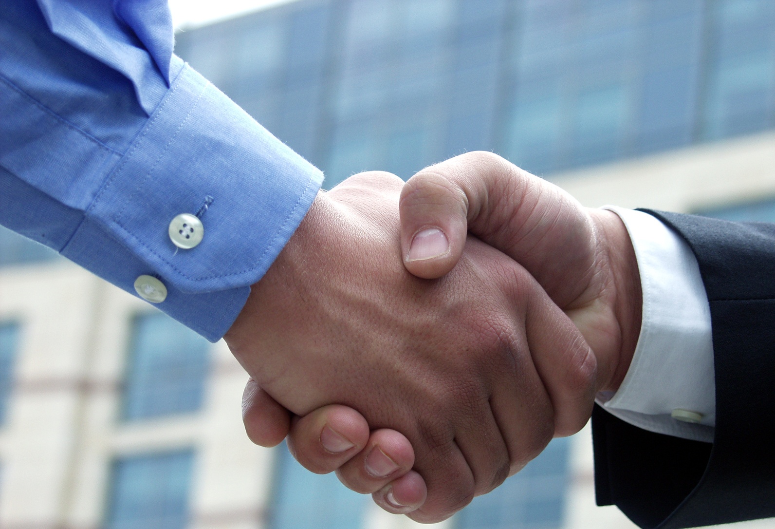 shakehands