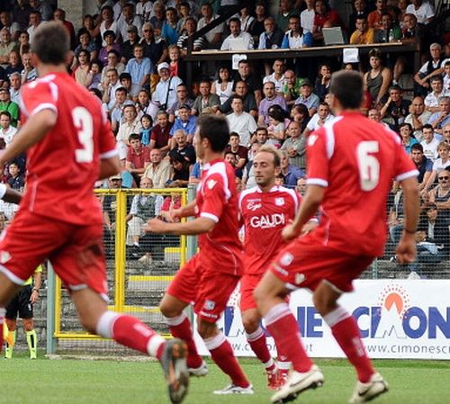 Risultati finali play-offs Prima Divisione 2013, l'andata va al Carpi, pari nel girone B