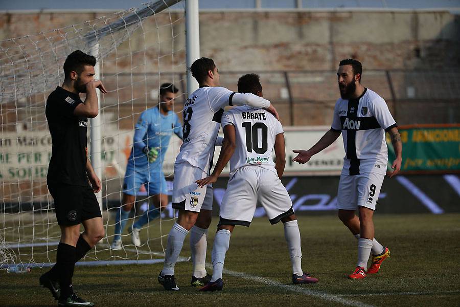 venezia-parma 2-2