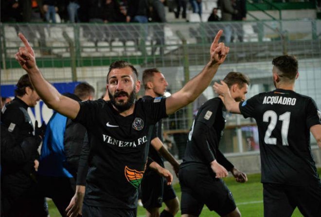 Lega Pro, 32esima giornata: Venezia e Foggia vedono la B, clamoroso k.o. dell'Alessandria